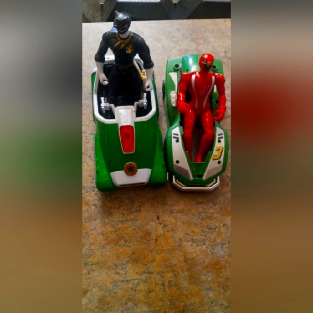 Power rangers green Kids Racing Boat Toy with Red and Black Action Figures